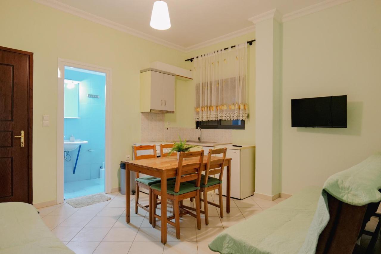 Malasi Apartments Ksamil Bagian luar foto